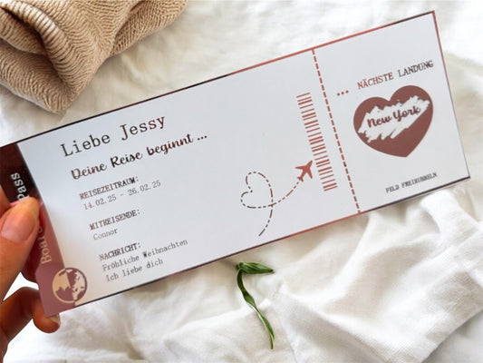 GLOSSY WHITE EDITION – Personalisierter Reisegutschein "Klassik" auf Weiß-Glanz-Papier | Boarding Pass Rubbelkarte | Gutschein für Reise & Urlaub | Foliertes Flugticket für Flugreisen